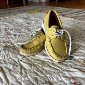 Atlanta toddler sized 11 moccasin loafer